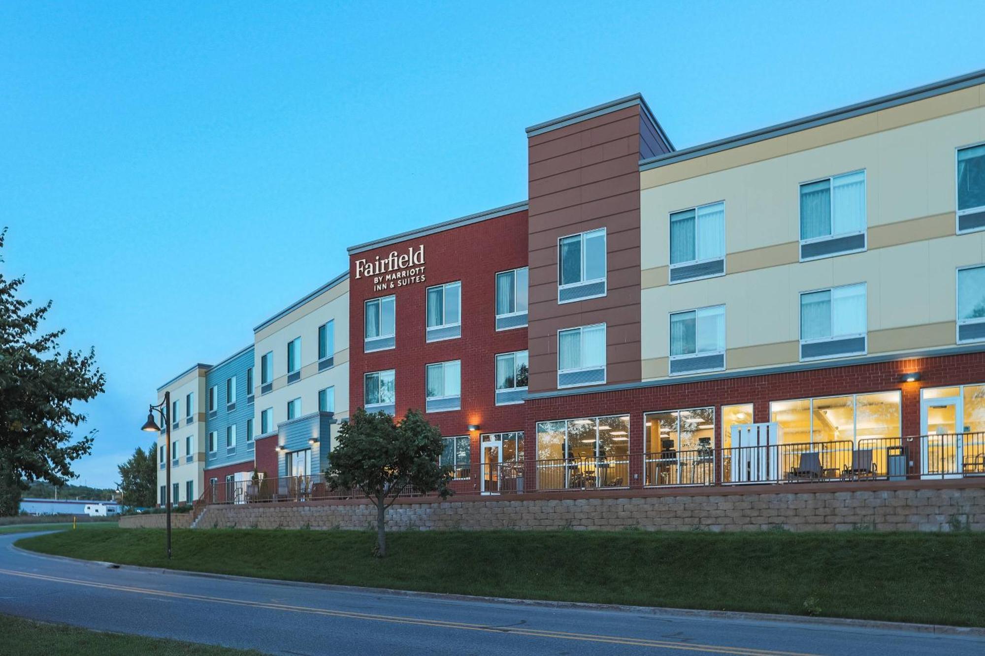 Fairfield Inn & Suites Marquette Eksteriør billede